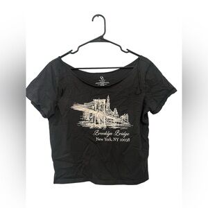 Black Graphic Brooklyn Bridge Of The Shoulder Top
